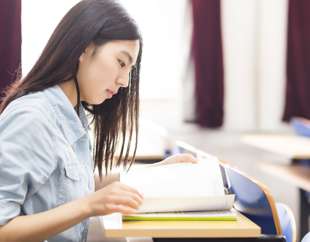 Header 7 Tips Belajar Bahasa Inggris Secara Self-Study