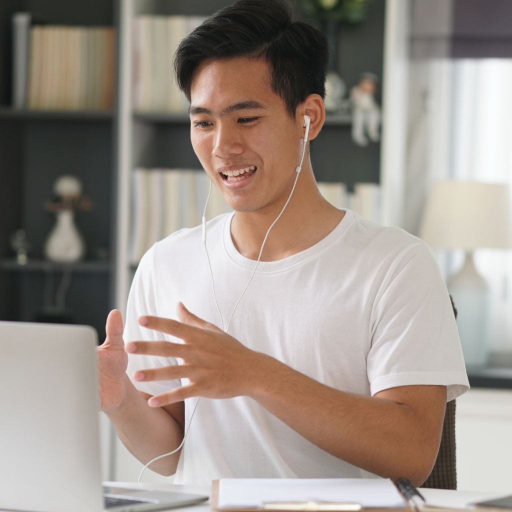Student studying online demonstrating sustainable online learning and reduced environmental impact