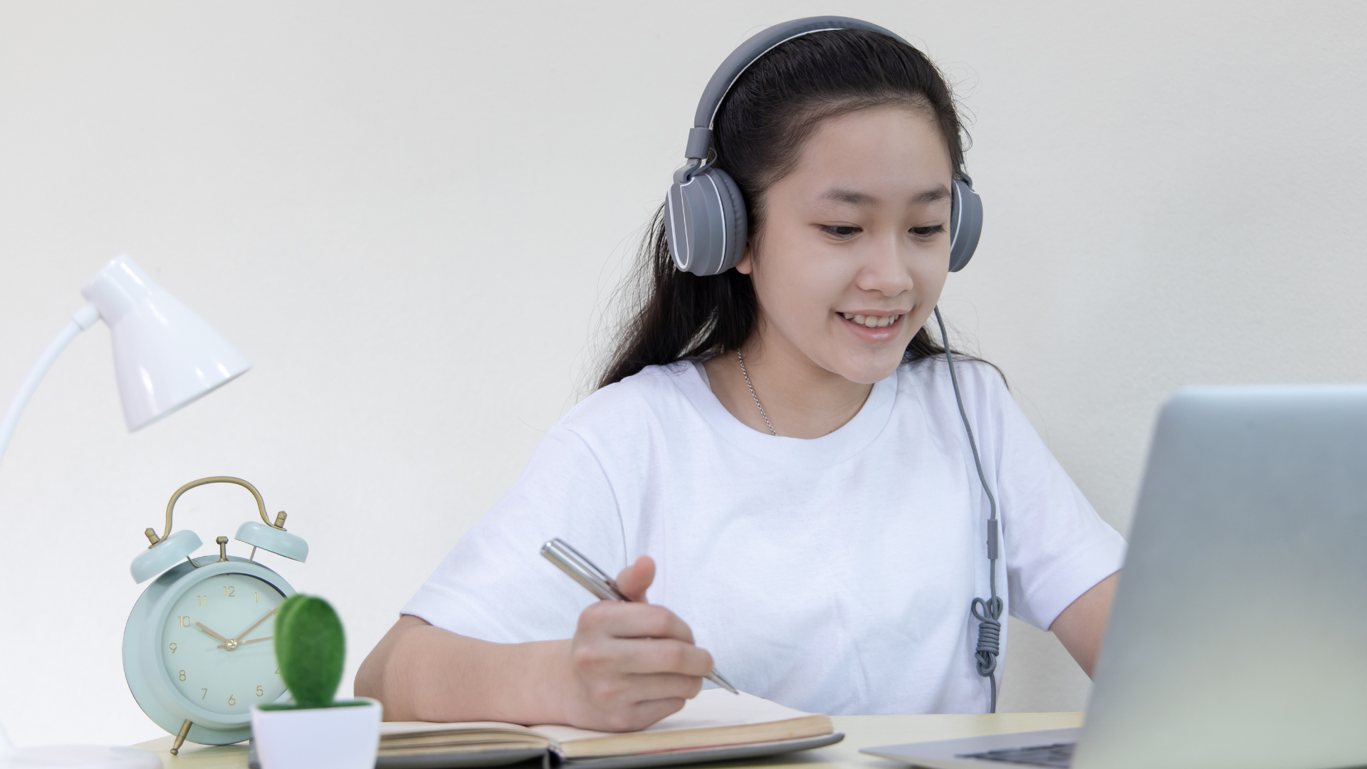 Small Learning Choices, Real Environmental Impact: How Online Learning Supports Sustainability