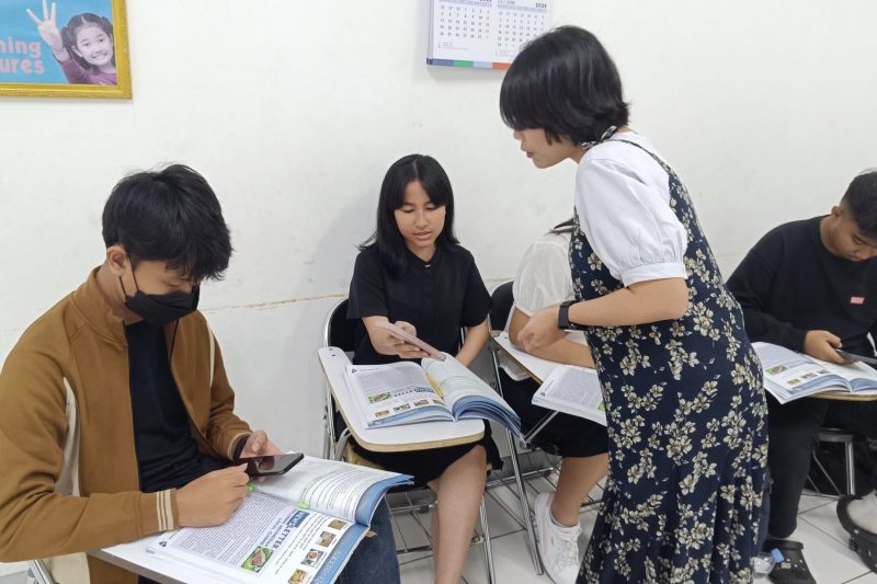 General English for Teens LIA Depok 1jpg scaled General English for Teens LIA Depok 1jpg