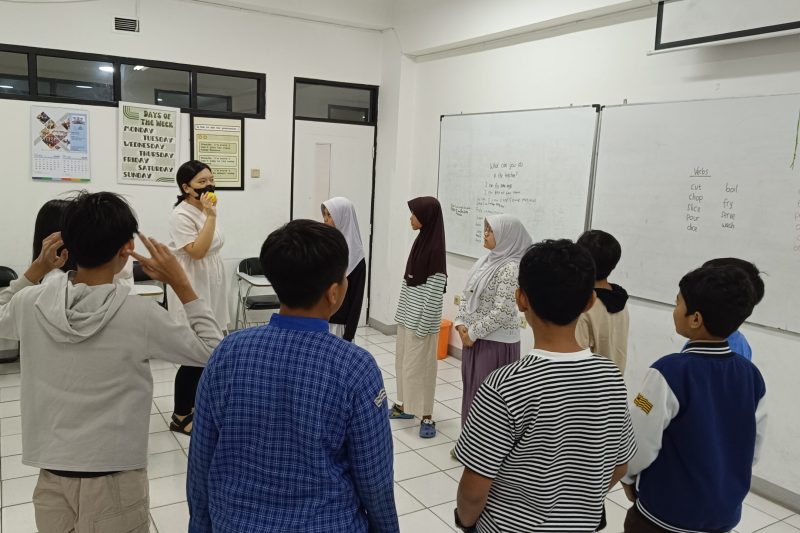 General English for Young Learners LIA Depok 1 scaled ra31bqdhr0v3zogwf24u214h5fm6nguer0a1svo1jm General English for Young Learners LIA Depok 1