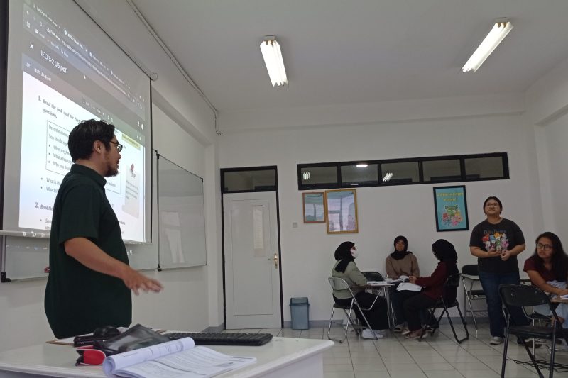 IELTS Preparation LIA Depok 2 scaled IELTS Preparation LIA Depok 2