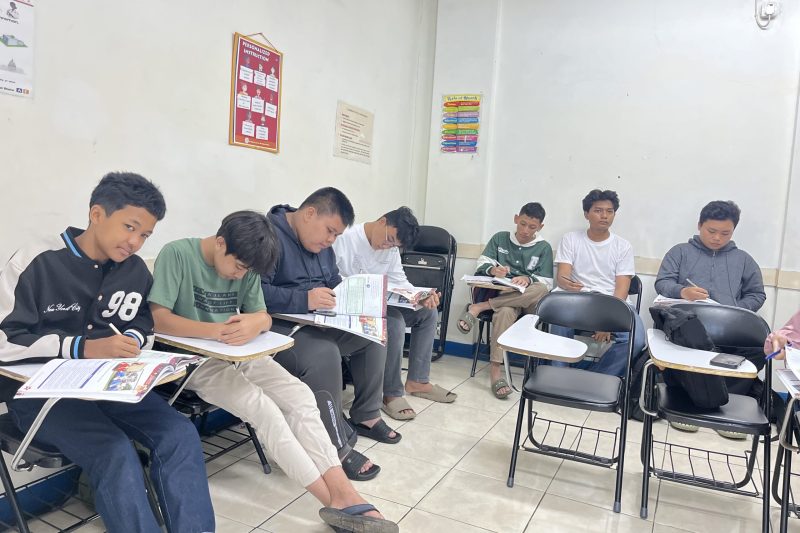 kursus bahasa Inggris LIA Cirebon