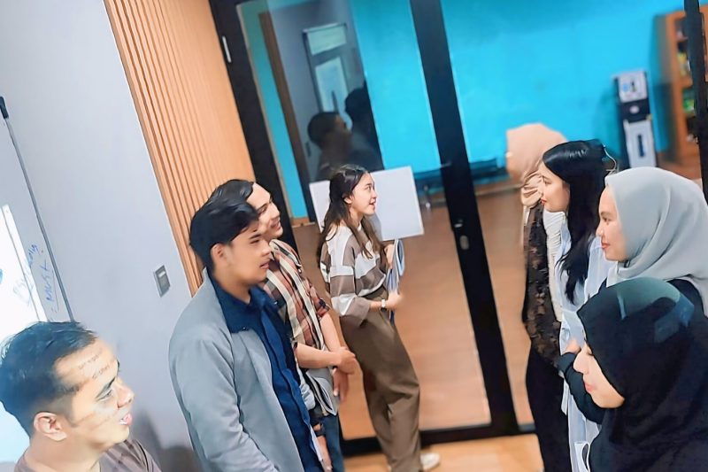 conversation for business LIA Bogor Pajajaran