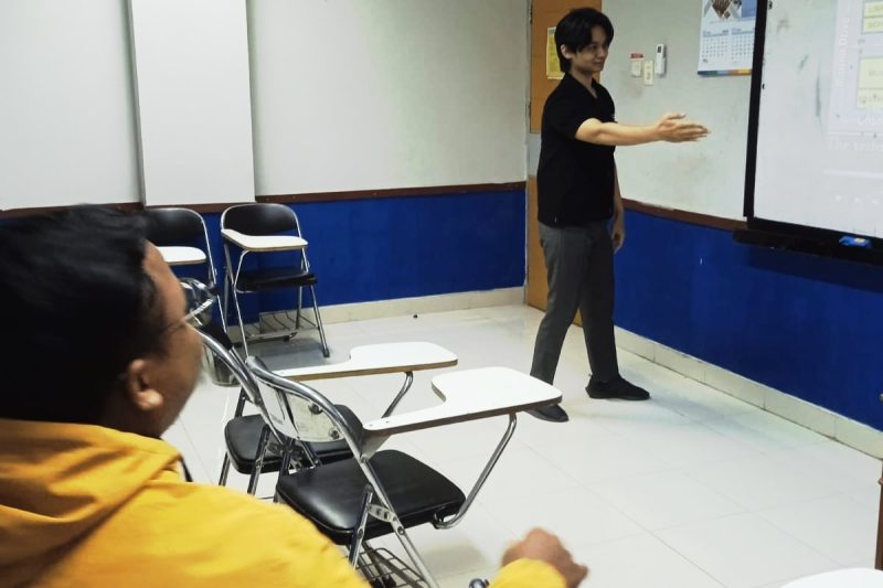 kelas bahasa Inggris dewasa LIA yogya