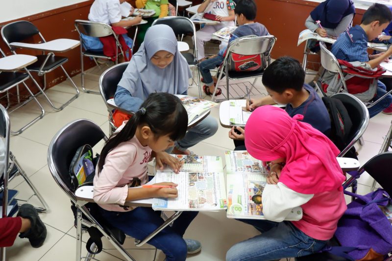kursus bahasa Inggris SD LIA Palembang 2
